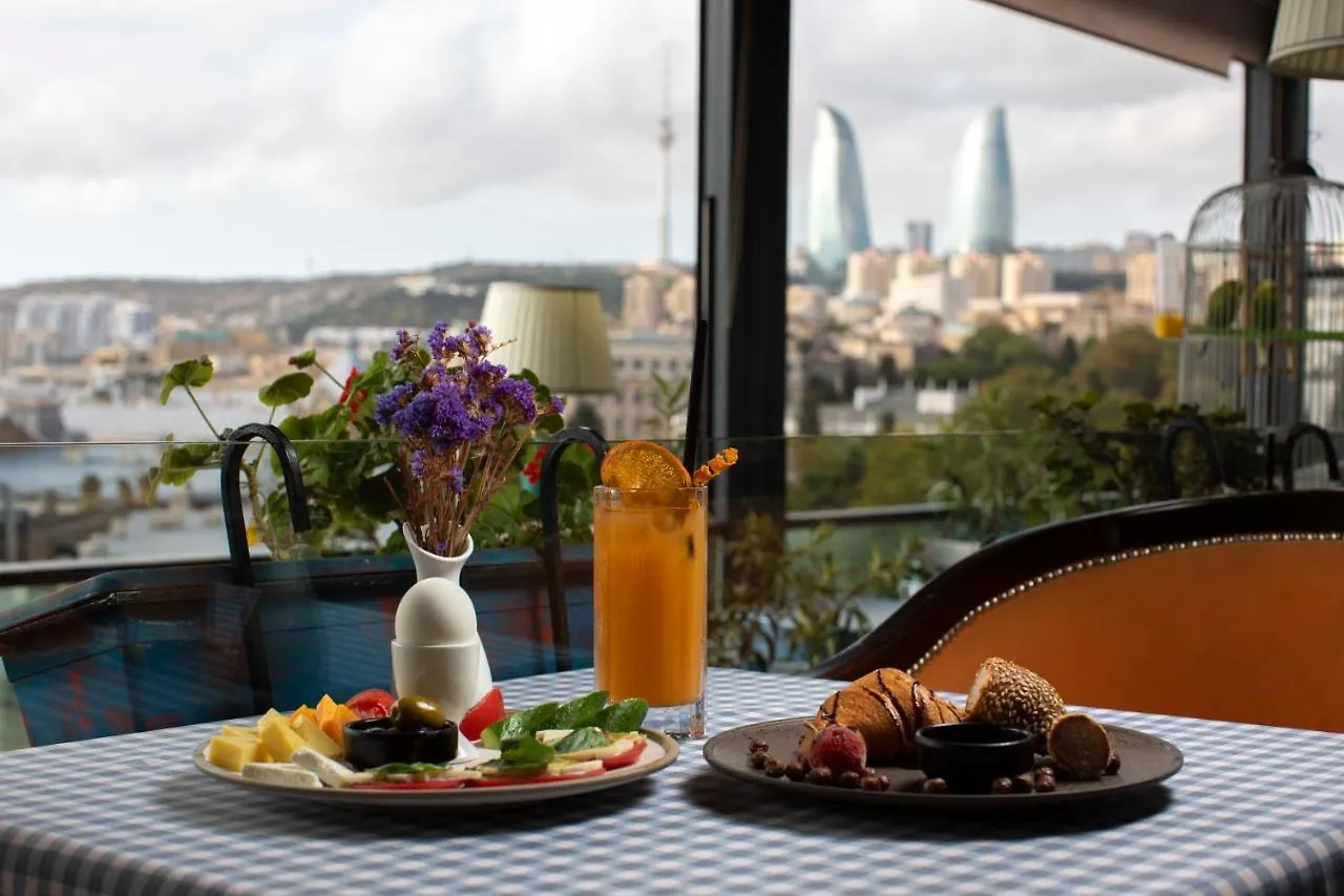 Sapphire City Hotel Bakü 4*,